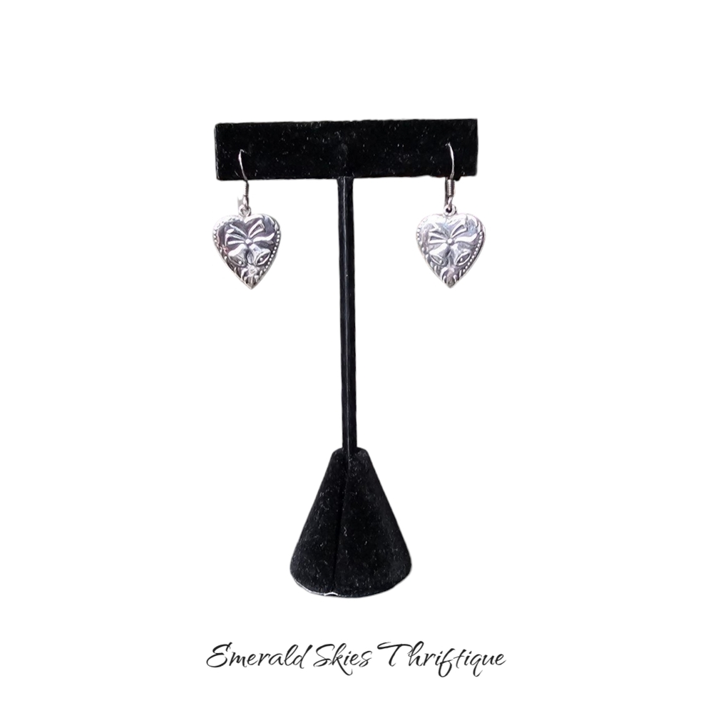 Sterling‎ silver dangle heart earrings
